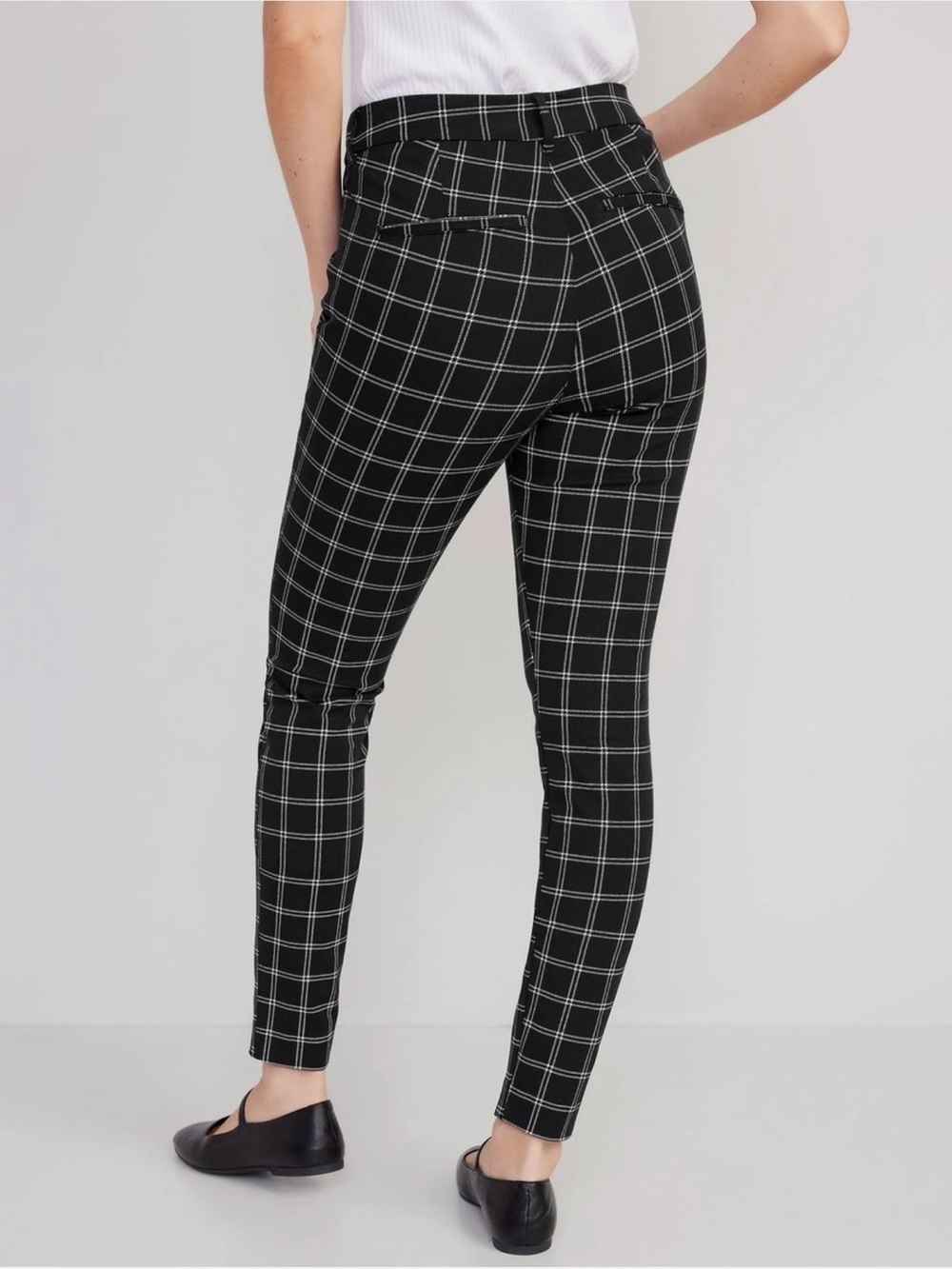 Old Navy Black White Windowpane Ankle Pants - Picture 3 of 7